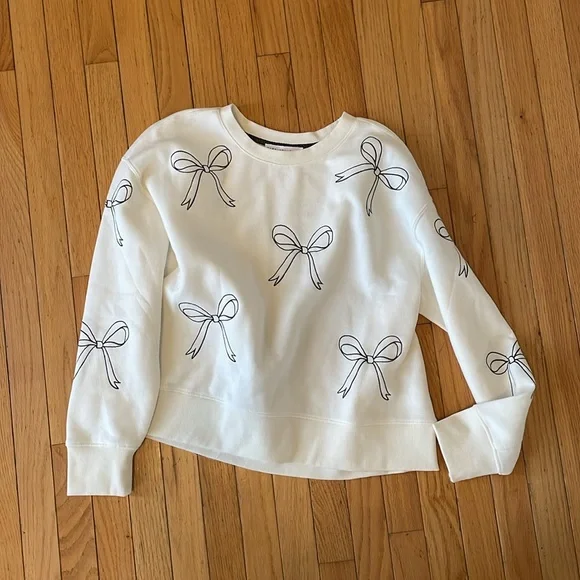 classic black and white Bow top - Picture 2 of 4